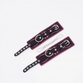 Черно-розовые кожаные наручники с розовой строчкой - Crazy Handmade - купить с доставкой в Белгороде