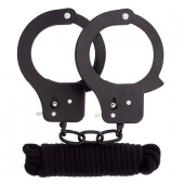 Чёрные наручники из листового металла в комплекте с веревкой BONDX METAL CUFFS LOVE ROPE SET - Dream Toys - купить с доставкой в Белгороде