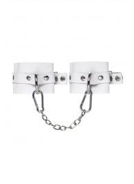 Белые мягкие кожаные наручники с люверсами - Pecado - купить с доставкой в Белгороде