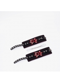 Черные кожаные наручники с красным декором и строчкой - Crazy Handmade - купить с доставкой в Белгороде