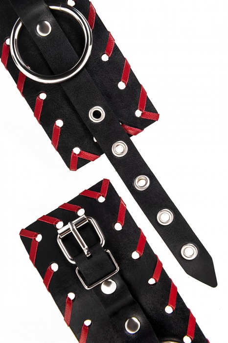 Черно-красные наручники из натуральной кожи - Pecado - купить с доставкой в Белгороде