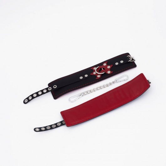 Черные кожаные оковы с красным декором и строчкой - Crazy Handmade - купить с доставкой в Белгороде