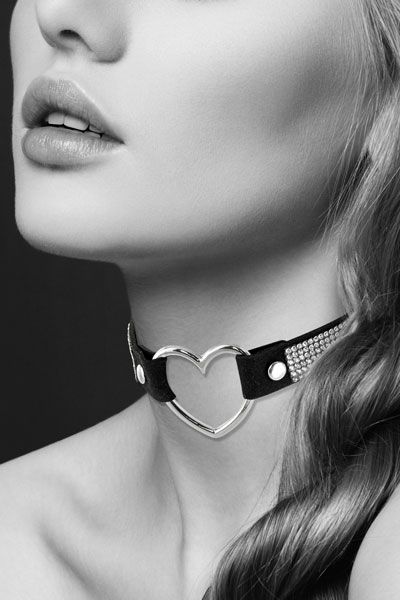 Чокер-сердечко с кристаллами COLLIER STRASS ET COEUR - Bijoux Pour Toi купить с доставкой